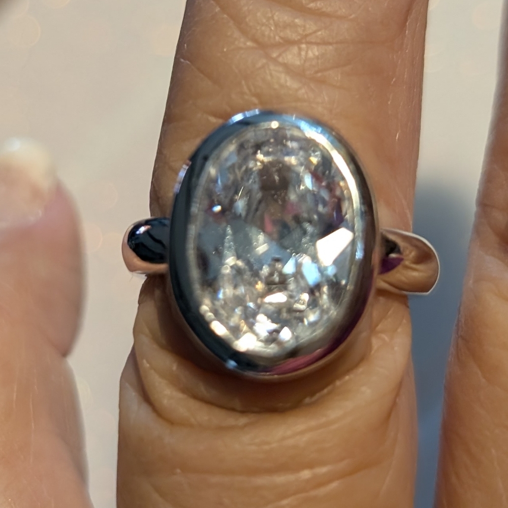 Elegant Silver Oval CZ Ring  Sz 7